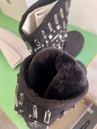 Stivaletti neri Bibilou con strass