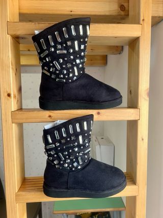 Stivaletti neri Bibilou con strass