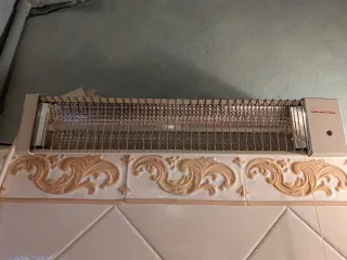 Radiador mural infrarrojo