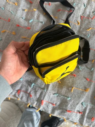 Riñonera Jordan Air Amarilla