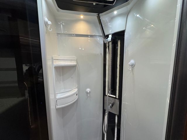 MOBILVETTA K-YACHT TEKNO LINE 85