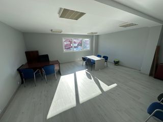 alquiler oficina 42m. opción cotworking