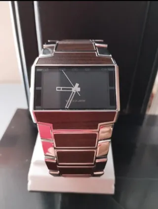 Reloj Rip Curl Marrón y Plateado