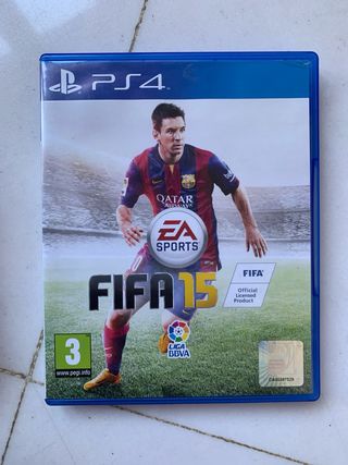 PS4 + 2 Mandos + Cables + 4 Juegos