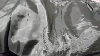 Minigonna nera con bottoni e tasche