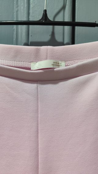 Conjunto rosa: Jersey, poncho y pantalón