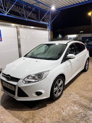 Ford Focus 2013 ACEPTO CAMBIO