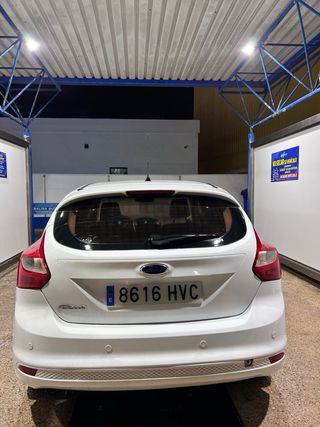 Ford Focus 2013 ACEPTO CAMBIO