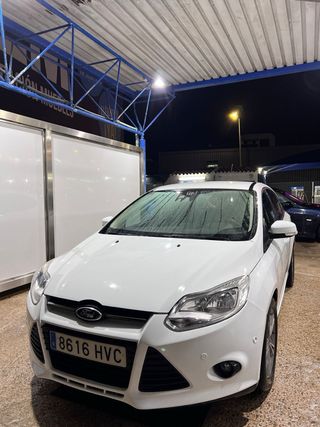 Ford Focus 2013 ACEPTO CAMBIO