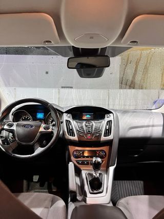 Ford Focus 2013 ACEPTO CAMBIO