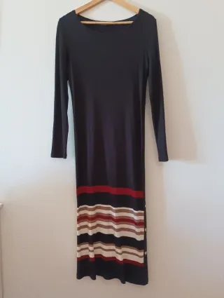 Vestido largo de punto rayas nuevo.