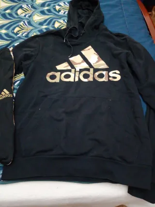 Sudadera Adidas Negra y Dorada