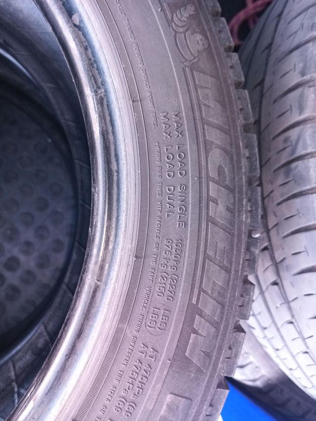 4 Ruedas Michelin 215/60R17C 109/107T Seminuevas