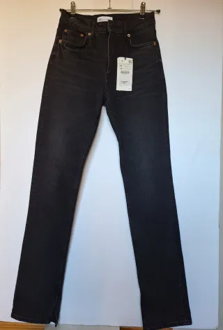 Pantalón Zara Split Slim Talla 34. Nuevo.