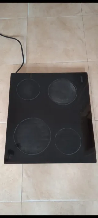 Piani di cottura in vitroceramica Cata a 4 fuochi