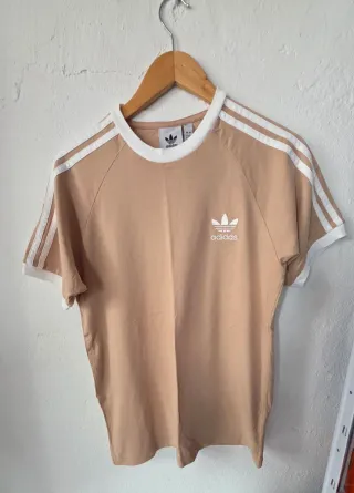 Camiseta Adidas 3 Stripes Beige