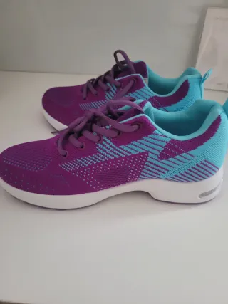 Bambas moradas y turquesa