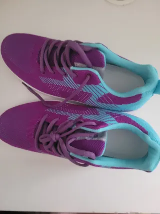 Bambas moradas y turquesa