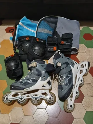 Patines extensibles + protecciones,bolso y casco
