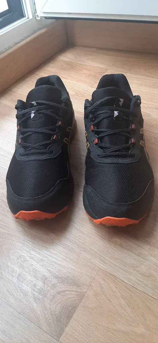 ZAPATILLAS ASICS GEL-VENTURE 10 TALLA 44 NUEVAS