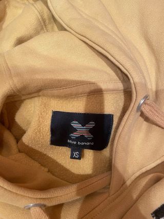 Sudadera con diseño X, amarillo pastel