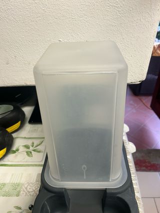 Distributore Cibo Animali