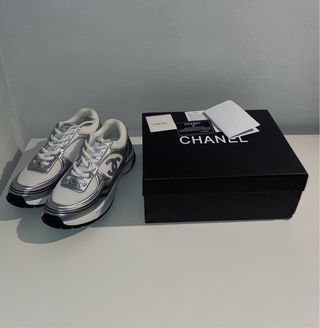 Zapatillas Chanel Runner Blancas/Plateadas Talla 4