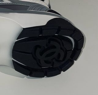 Zapatillas Chanel Runner Blancas/Plateadas Talla 4