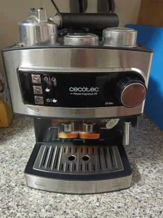 Cafetera Cecotec Power Espresso 20