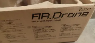 Drone Parrot Rojo y Amarillo