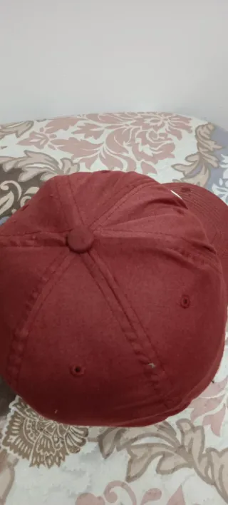 Gorra Hurley Roja Blanca