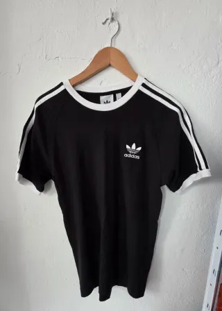 Camiseta Adidas 3 Stripes Negra