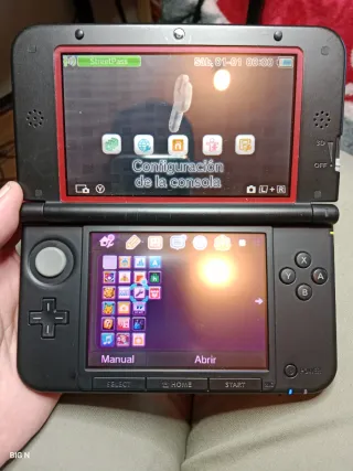 Nintendo 3DS XL rossa+caricatore+stylus