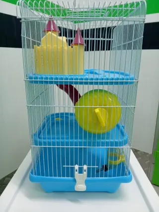 Jaula para hámster con accesorios