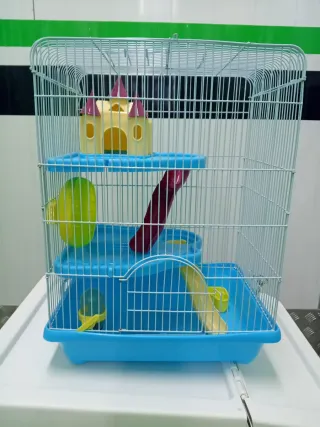 Jaula para hámster con accesorios
