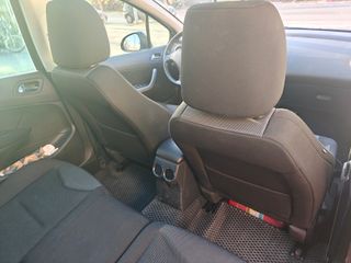 Asientos Peugeot 308 2011
