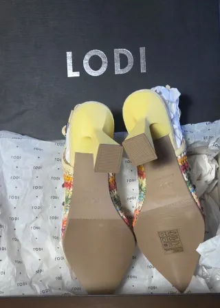 Tacones LODI multicolor Talla 36 nuevos