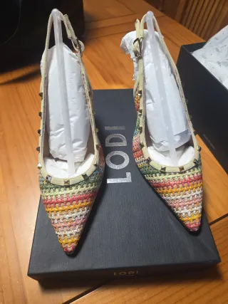 Tacones LODI multicolor Talla 36 nuevos
