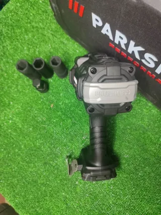 Atornillador de impacto Parkside