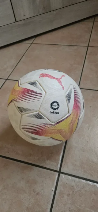 Pallone calcio Puma La Liga FIFA QUALITY PRO