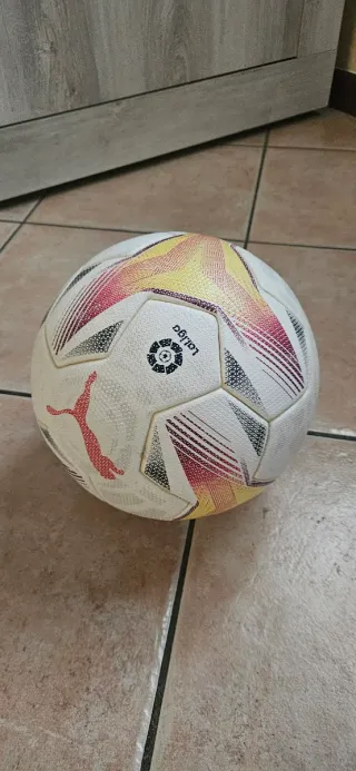Pallone calcio Puma La Liga FIFA QUALITY PRO