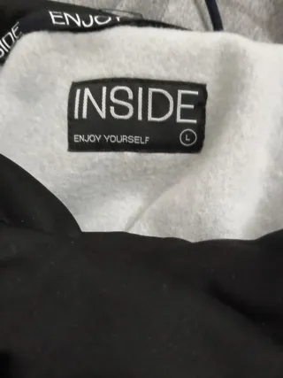 Sudadera chico cuello alto cremallera