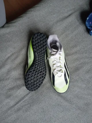 Zapatillas Fútbol Adidas Tacos Césped Artificial