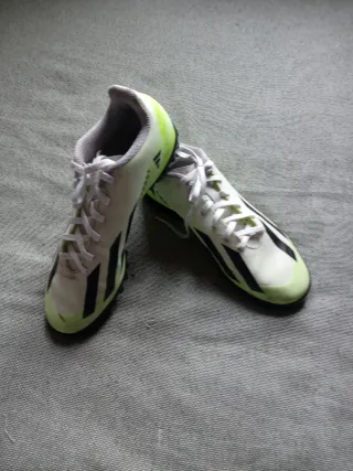 Zapatillas Fútbol Adidas Tacos Césped Artificial