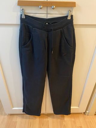 Pantalón deportivo Nike negro