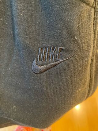 Pantalón deportivo Nike negro