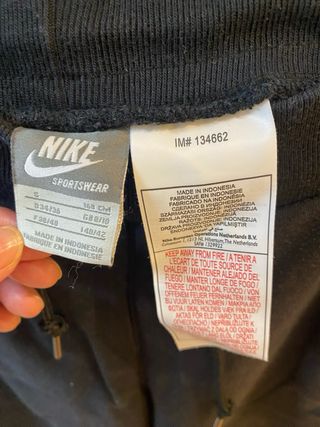 Pantalón deportivo Nike negro