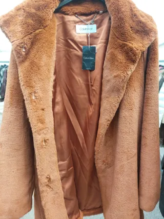 Abrigo pelo sintético Calvin Klein marrón