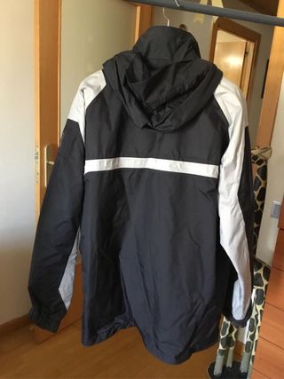 Anorak Quechua Hombre Negro y Gris