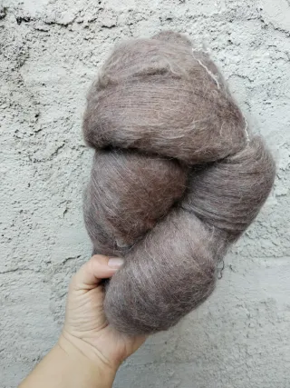 858 gr de Lana Mohair/Poliamida